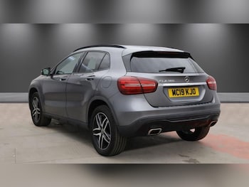 Used Mercedes-Benz GLA 2019 for sale - 78682319: Photo