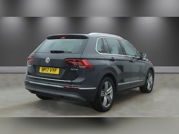 Used Volkswagen Tiguan 2017 for sale - 78277478: Photo