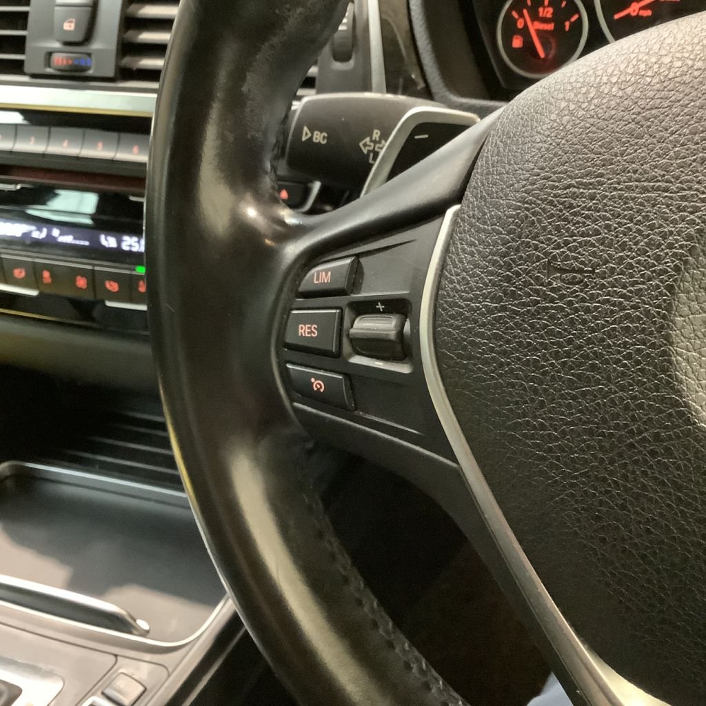 Used BMW 3 Series Gran Turismo 2017 for sale - 76900588: Photo 13