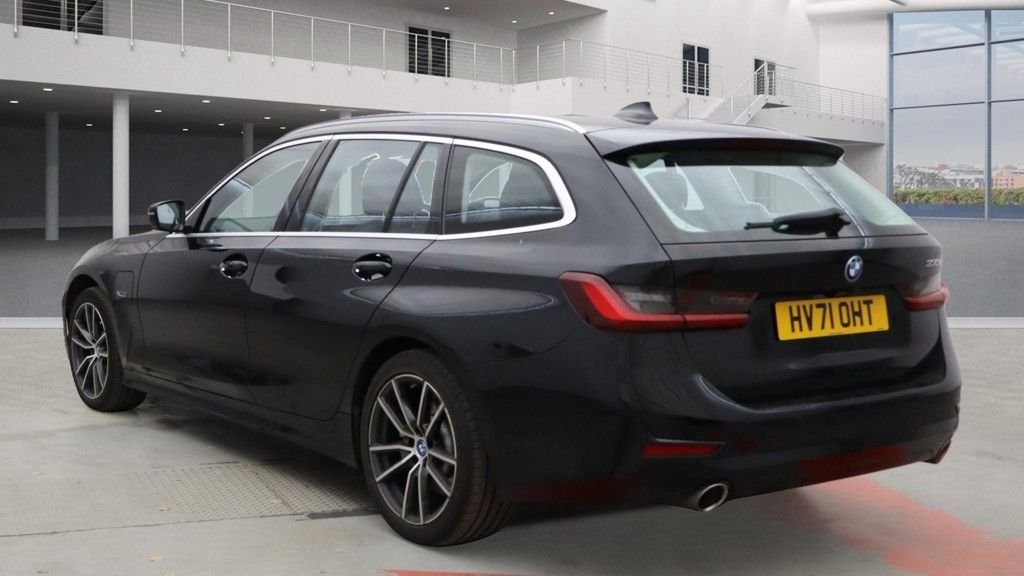 Used BMW 3 Series 2021 for sale - 76500996: Photo 3