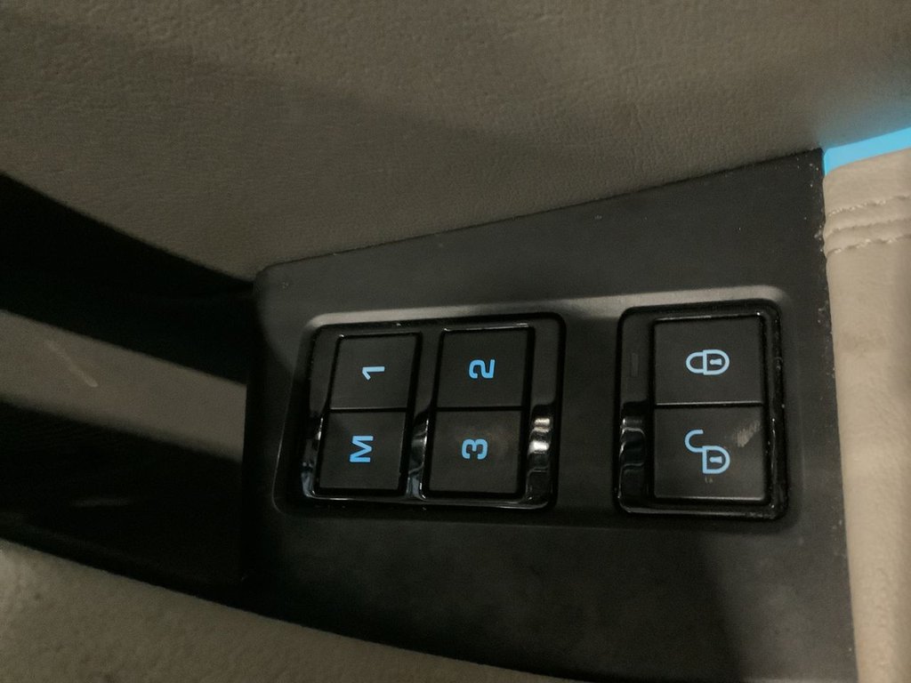 Used Jaguar F-Pace 2018 for sale - 78059566: Photo 25