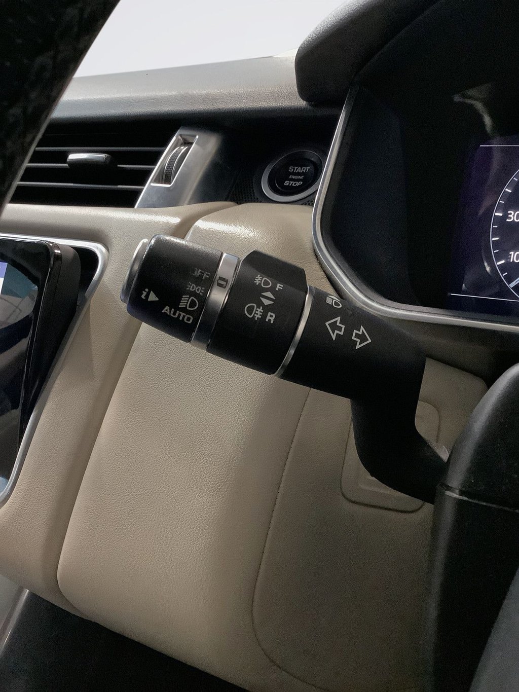 Used Land Rover Range Rover Sport 2018 for sale - 77608397: Photo 20