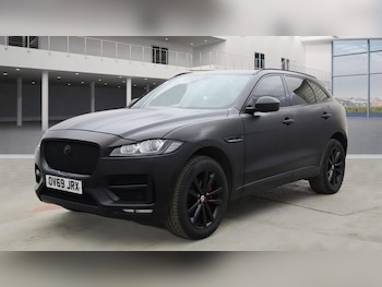 Used Jaguar F-Pace 2019 for sale - 77614197: Photo