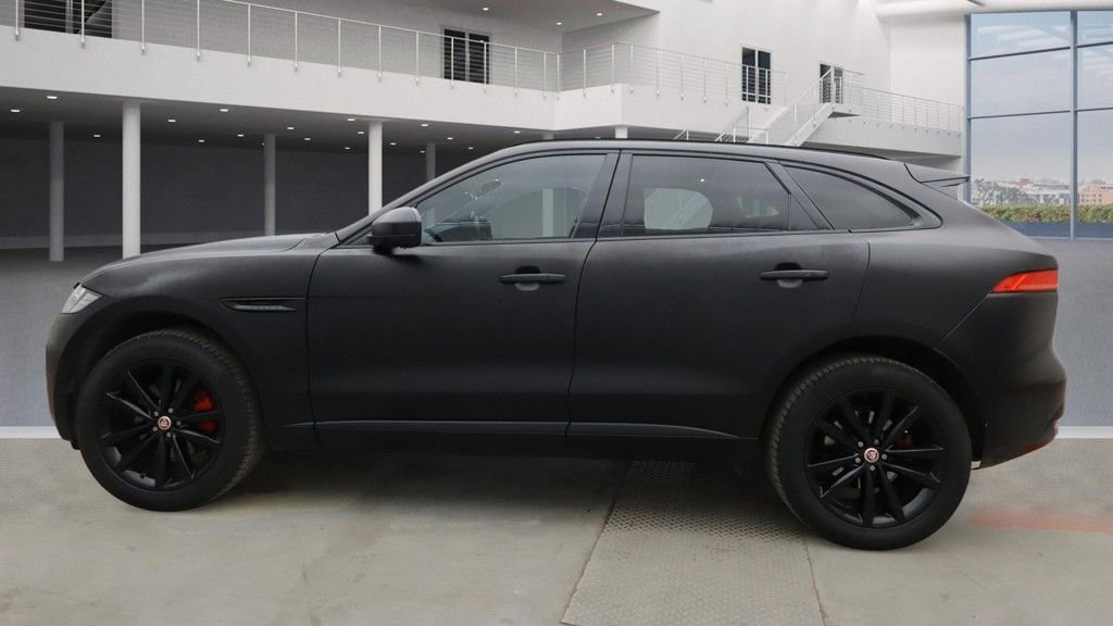 Used Jaguar F-Pace 2019 for sale - 77614197: Photo 6