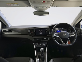 Used Volkswagen Polo 2023 for sale - 78677832: Photo