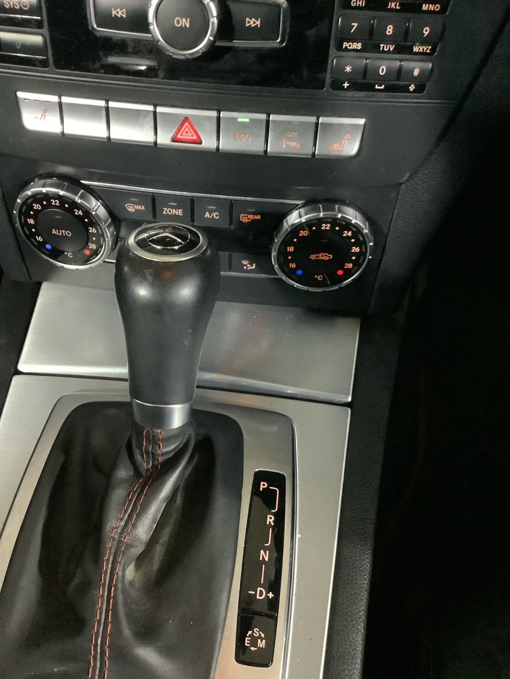 Used Mercedes-Benz C Class 2012 for sale - 76820606: Photo 24