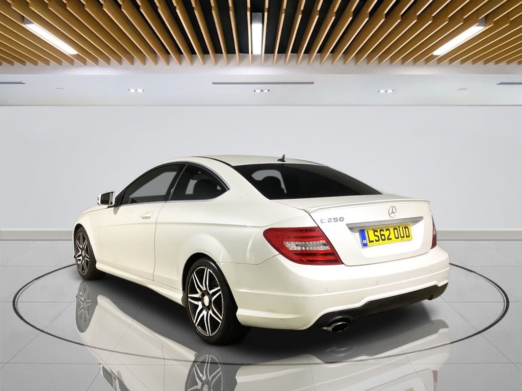 Used Mercedes-Benz C Class 2012 for sale - 76820606: Photo 6