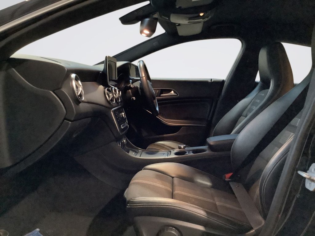 Used Mercedes-Benz CLA 2017 for sale - 76973227: Photo 10