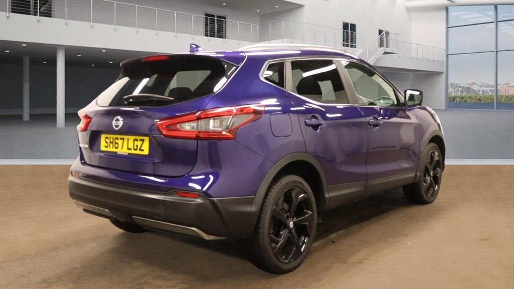 Used Nissan Qashqai 2017 for sale - 76454408: Photo 4