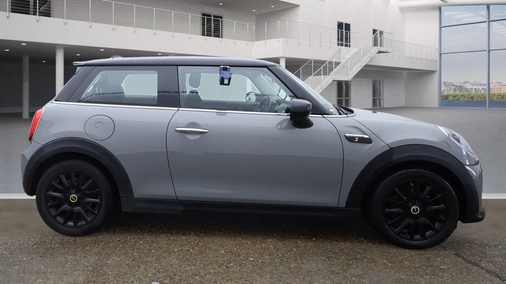 Used MINI Electric Hatch 2021 for sale - 77250287: Photo 11