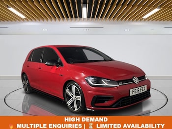 Used Volkswagen Golf 2018 for sale - 77533868: Photo