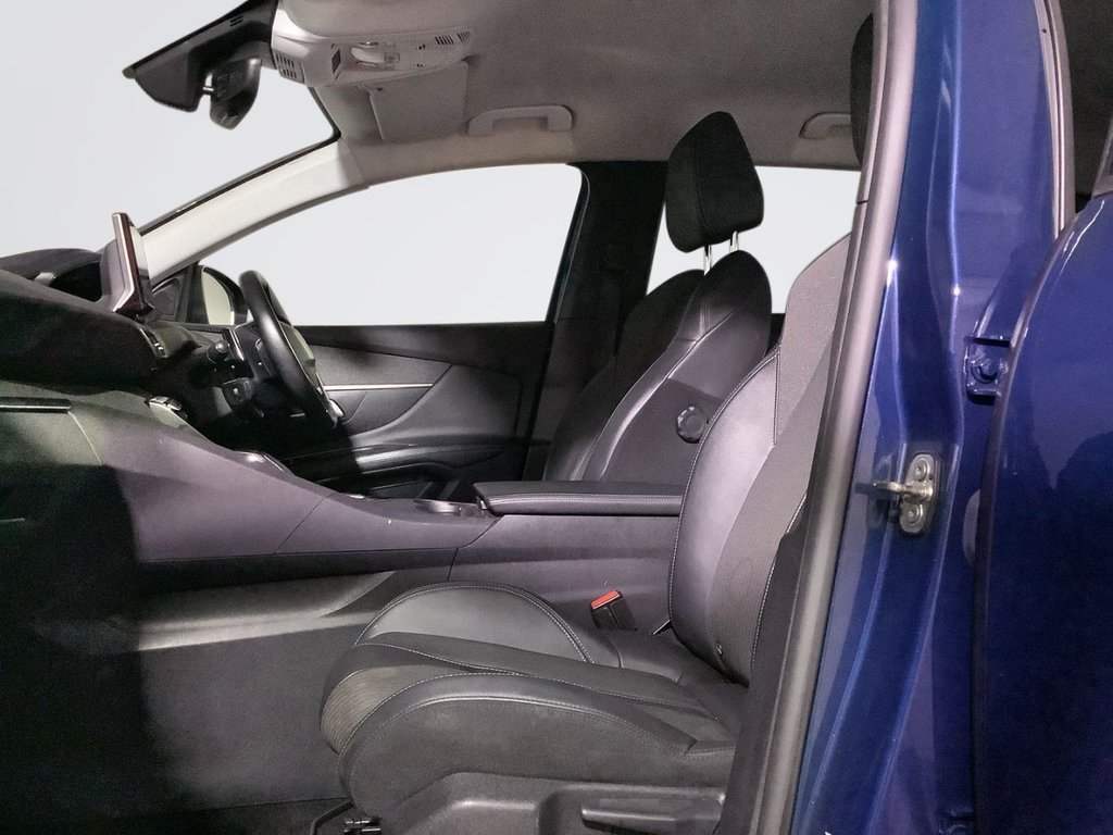 Used Peugeot 3008 2021 for sale - 76559398: Photo 12