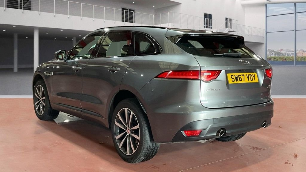 Used Jaguar F-Pace 2017 for sale - 76470403: Photo 3