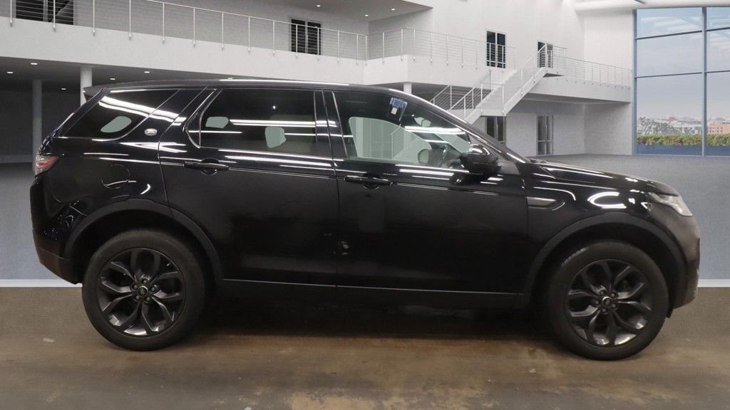Used Land Rover Discovery Sport 2018 for sale - 76745081: Photo 5