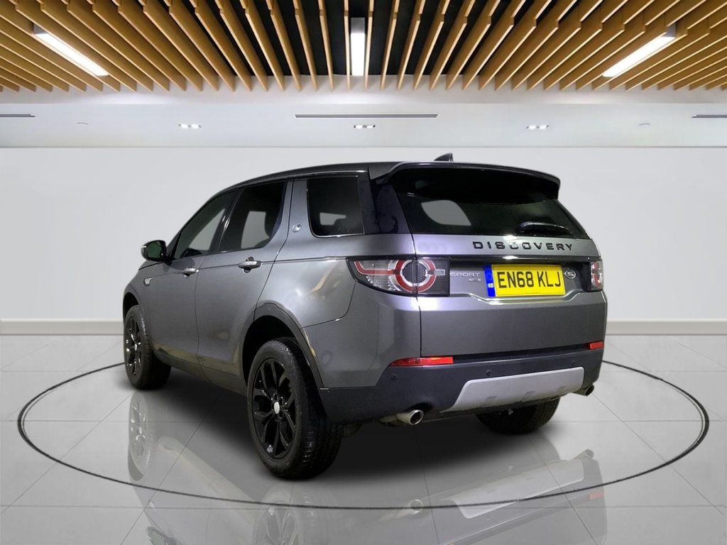 Used Land Rover Discovery Sport 2019 for sale - 76333450: Photo 6