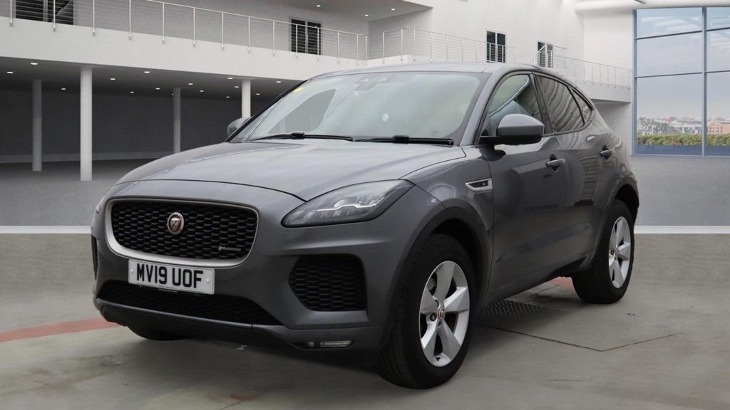 Used Jaguar E-Pace 2019 for sale - 76520587: Photo 2