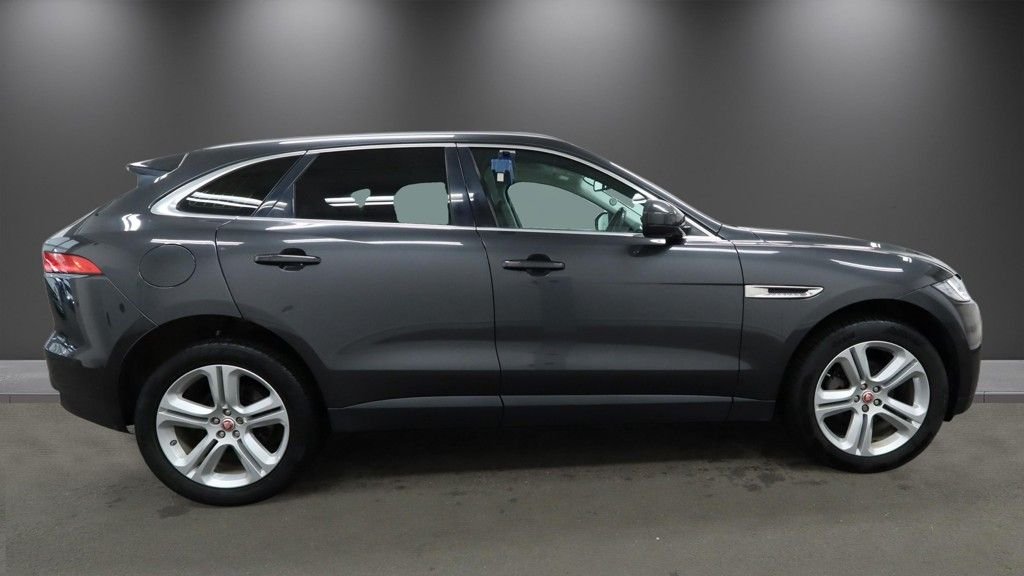 Used Jaguar F-Pace 2018 for sale - 78022023: Photo 5