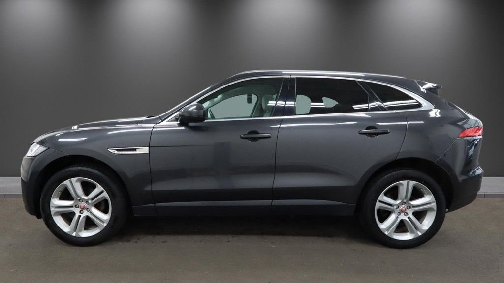 Used Jaguar F-Pace 2018 for sale - 78022023: Photo 6