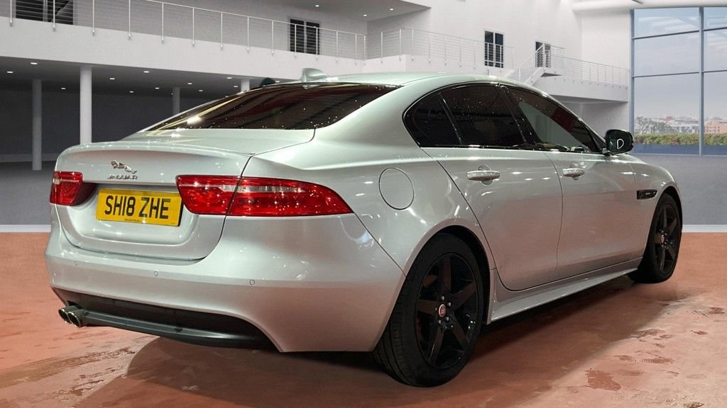 Used Jaguar XE 2018 for sale - 77685370: Photo 10