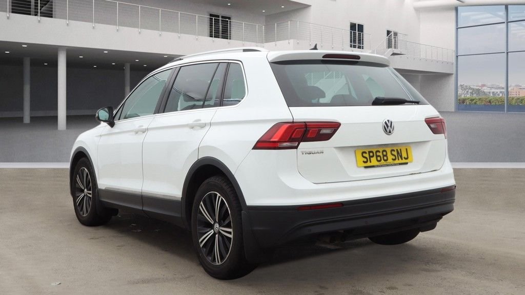 Used Volkswagen Tiguan 2018 for sale - 77534885: Photo 3