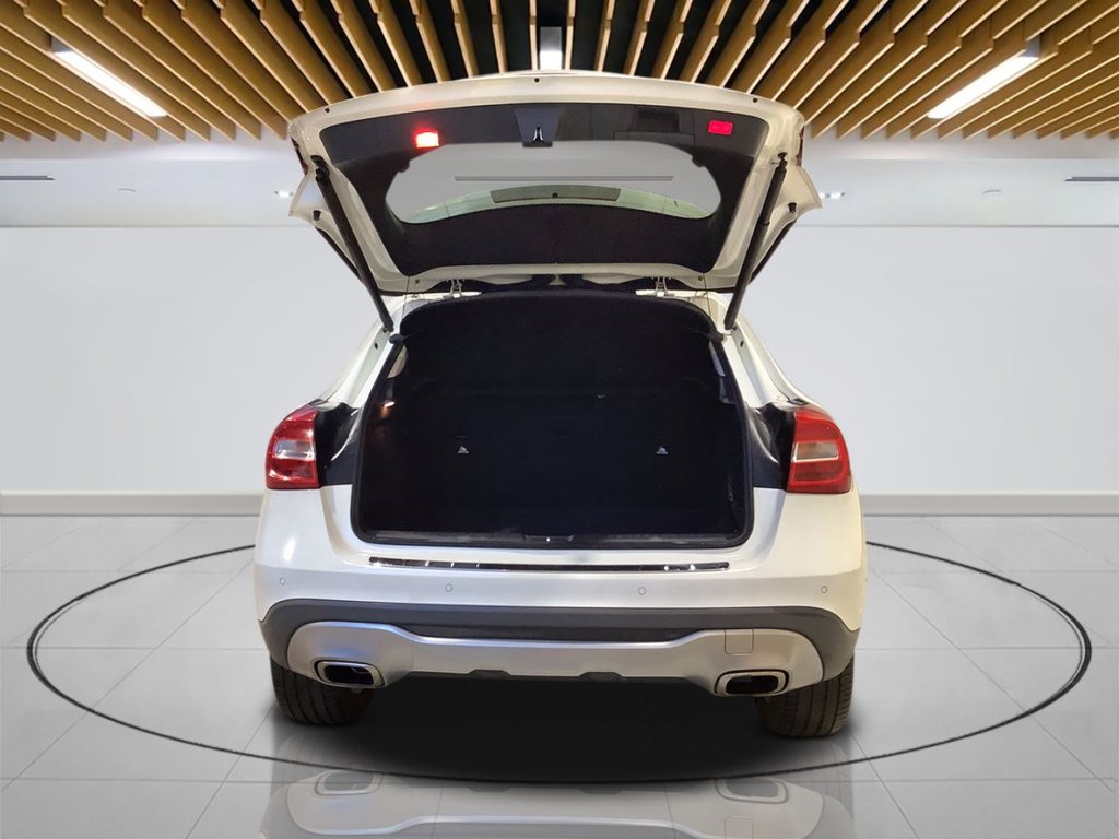 Used Mercedes-Benz GLA 2017 for sale - 77457579: Photo 10