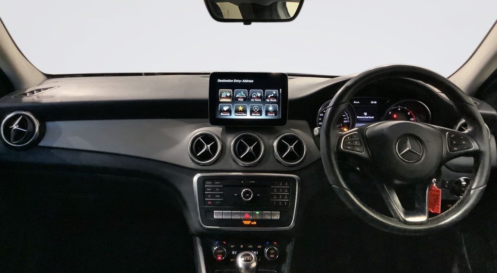 Used Mercedes-Benz GLA 2017 for sale - 77457579: Photo 3