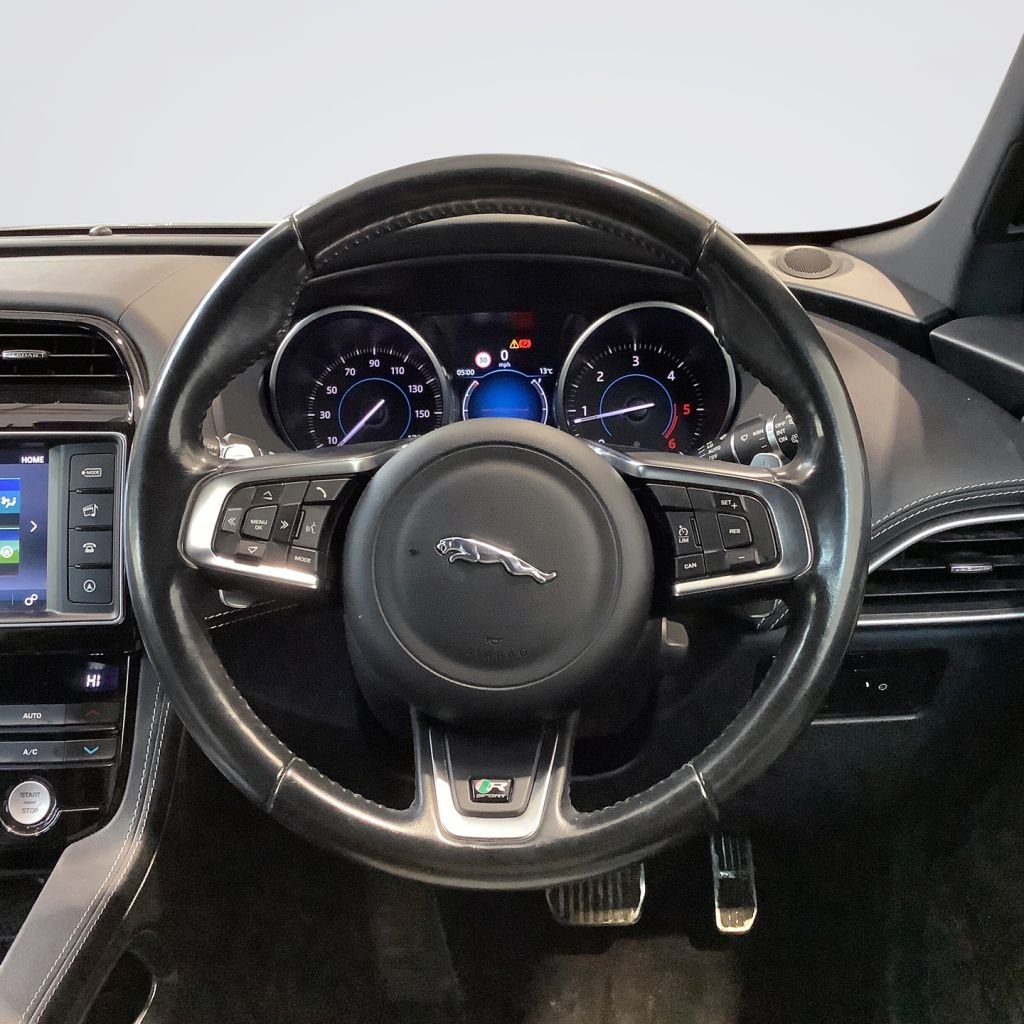 Used Jaguar F-Pace 2018 for sale - 77771045: Photo 16