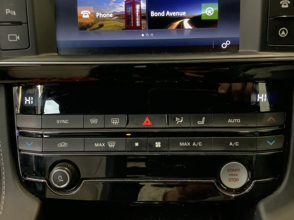 Used Jaguar F-Pace 2018 for sale - 77771045: Photo 22