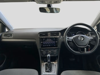 Used Volkswagen Golf 2019 for sale - 79530189: Photo