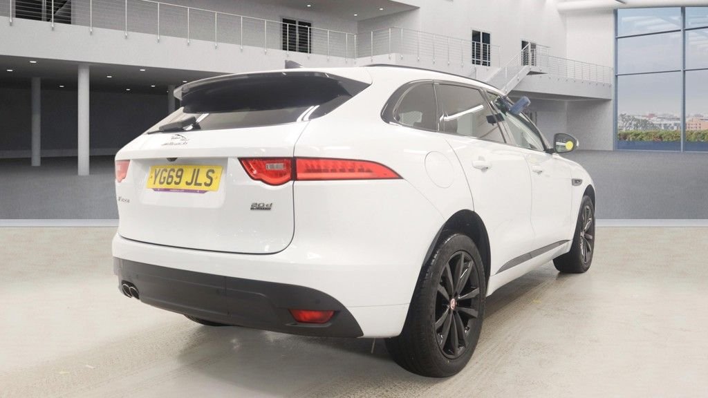Used Jaguar F-Pace 2019 for sale - 77231992: Photo 5