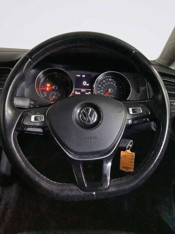 Used Volkswagen Golf 2019 for sale - 76322916: Photo 16