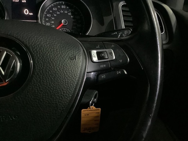 Used Volkswagen Golf 2019 for sale - 76322916: Photo 19
