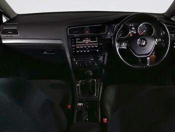 Used Volkswagen Golf 2019 for sale - 76322916: Photo 3