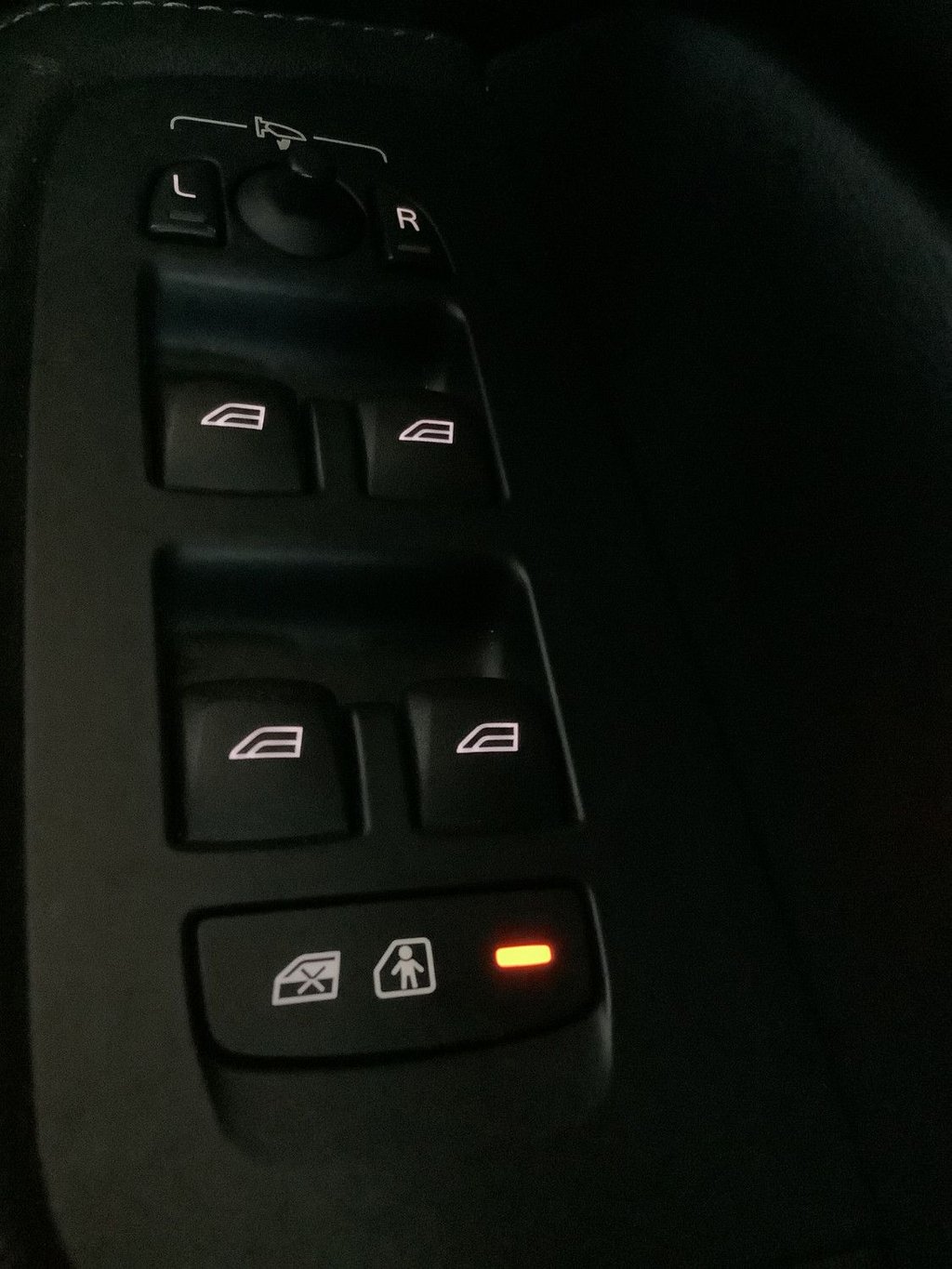 Used Volvo V60 2019 for sale - 77764654: Photo 19