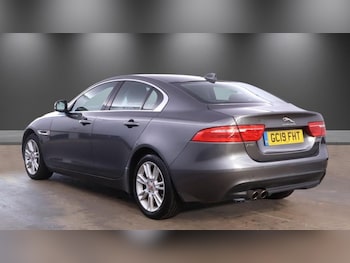Used Jaguar XE 2019 for sale - 78153965: Photo