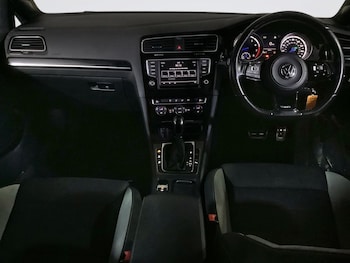 Used Volkswagen Golf 2016 for sale - 76303625: Photo 3