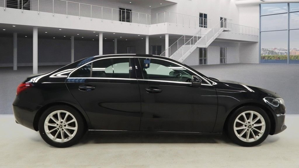 Used Mercedes-Benz A-Class 2020 for sale - 77631845: Photo 11