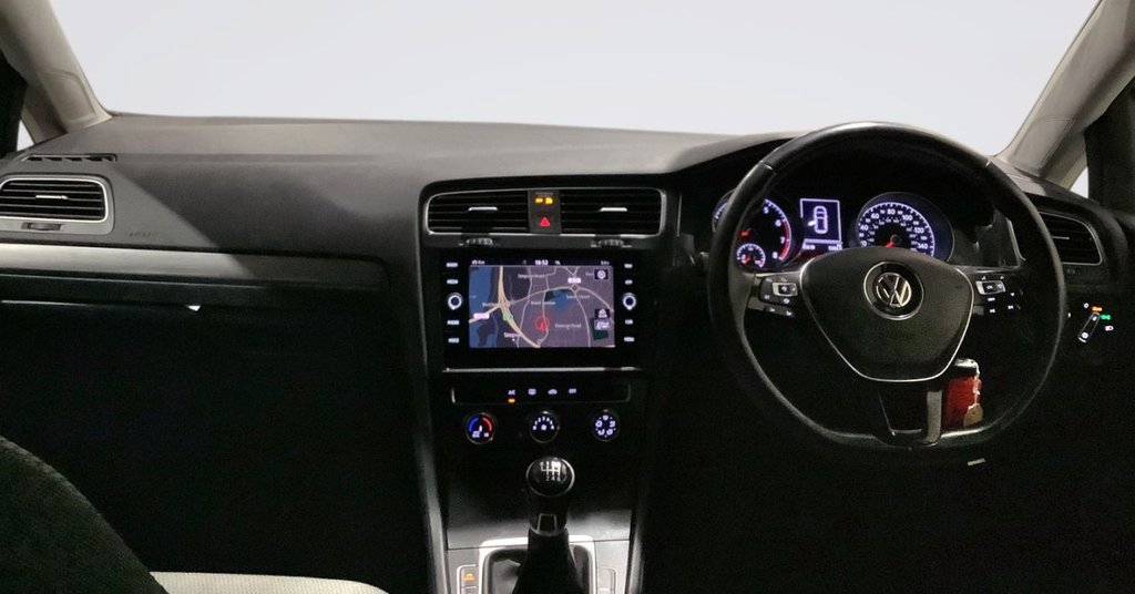 Used Volkswagen Golf 2019 for sale - 77263128: Photo 3