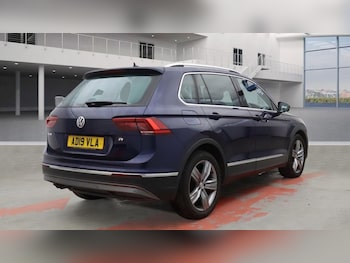Used Volkswagen Tiguan 2019 for sale - 76396030: Photo
