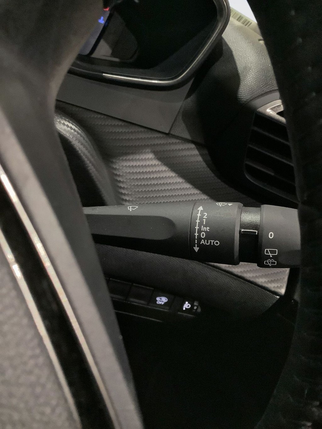 Used Peugeot 2008 2023 for sale - 77507079: Photo 21