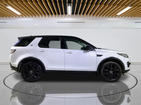 Used Land Rover Discovery Sport 2016 for sale - 76313018: Photo 9