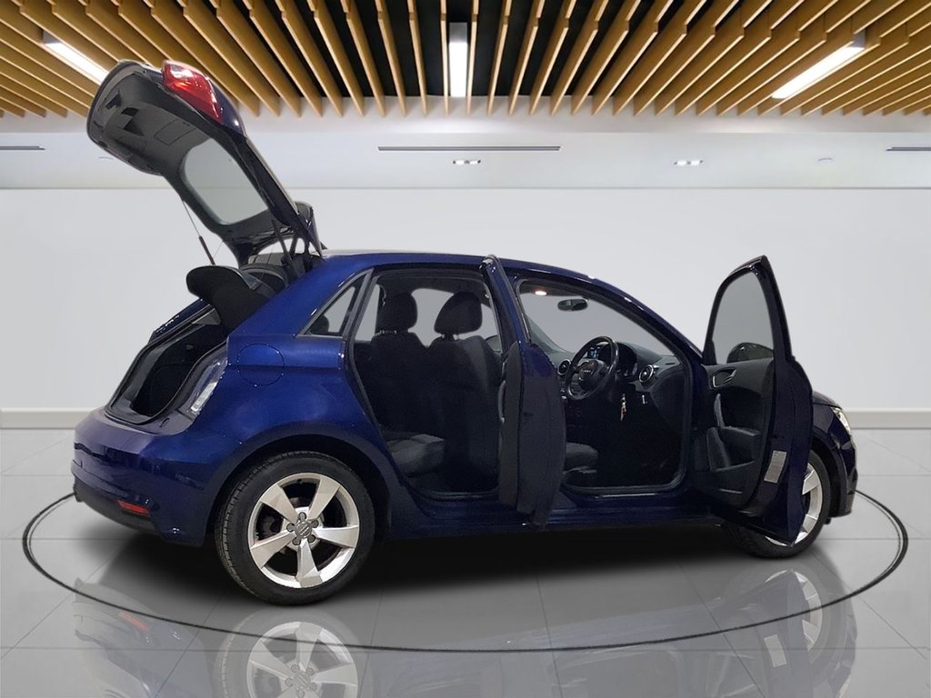 Used Audi A1 2018 for sale - 76950369: Photo 10