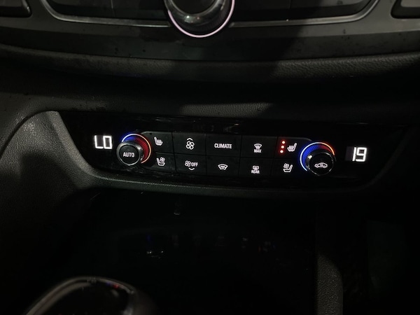 Used Vauxhall Insignia 2018 for sale - 76223337: Photo 27