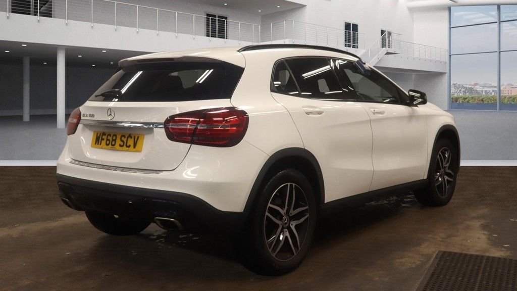 Used Mercedes-Benz GLA 2018 for sale - 77952855: Photo 10