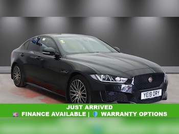 Used Jaguar XE 2019 for sale - 79322812: Photo