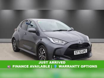 Used Toyota Yaris 2023 for sale - 79632149: Photo