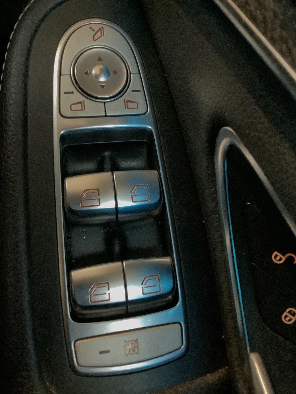 Used Mercedes-Benz C Class 2016 for sale - 77890888: Photo 26