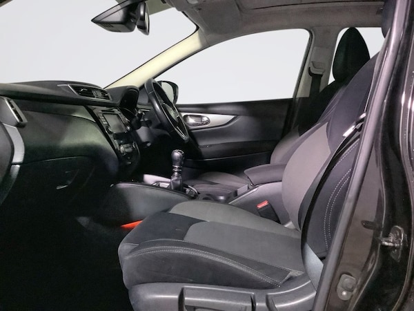 Used Nissan Qashqai 2018 for sale - 76345384: Photo 12