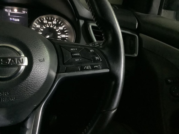 Used Nissan Qashqai 2018 for sale - 76345384: Photo 19