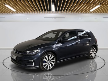 Used Volkswagen Golf 2018 for sale - 79394438: Photo